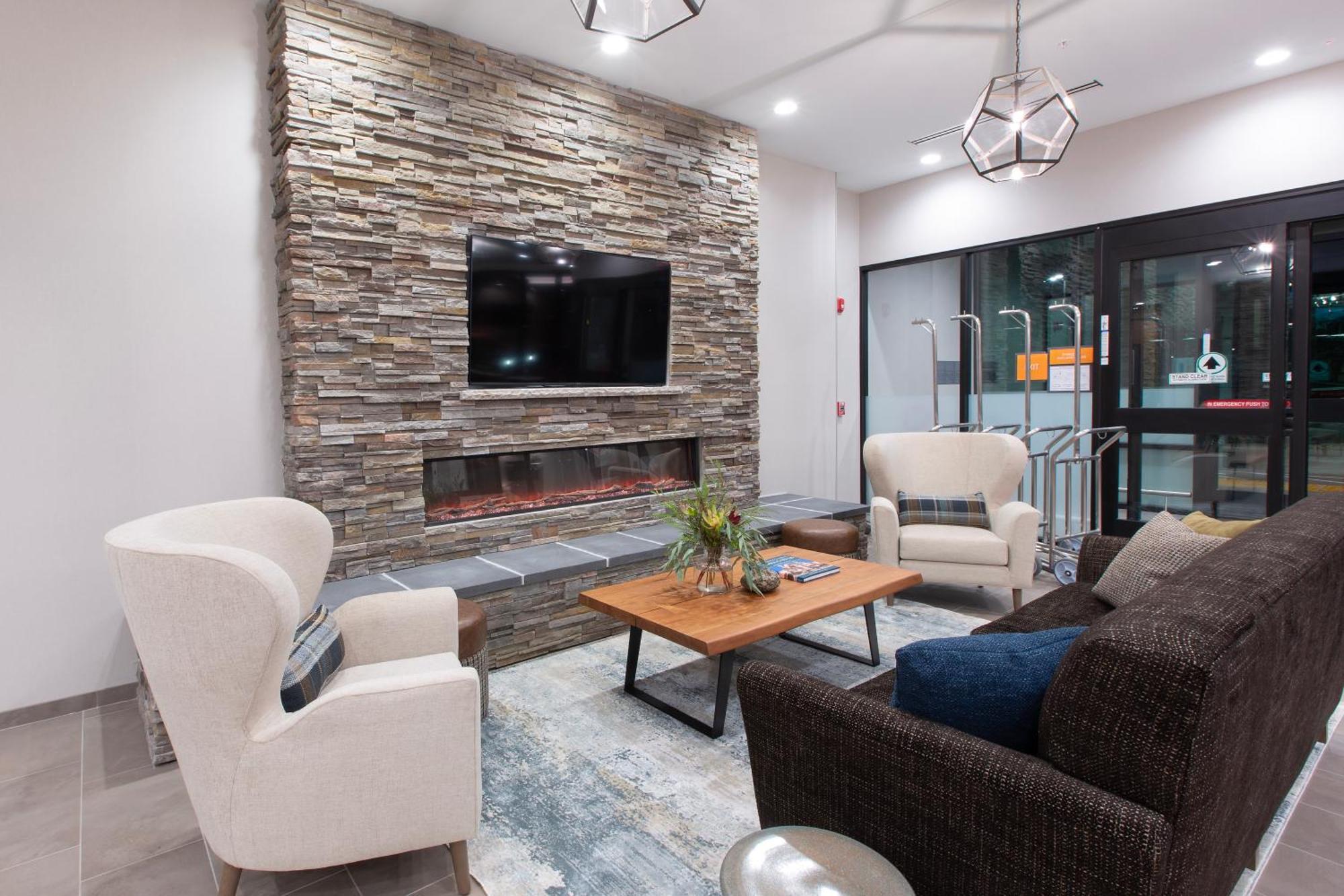 La Quinta Inn And Suites By Wyndham Lincoln Zewnętrze zdjęcie